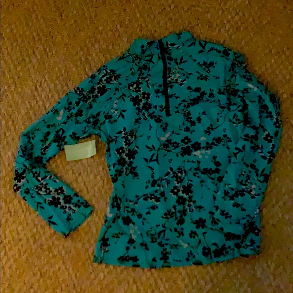 Patterned sun shirt